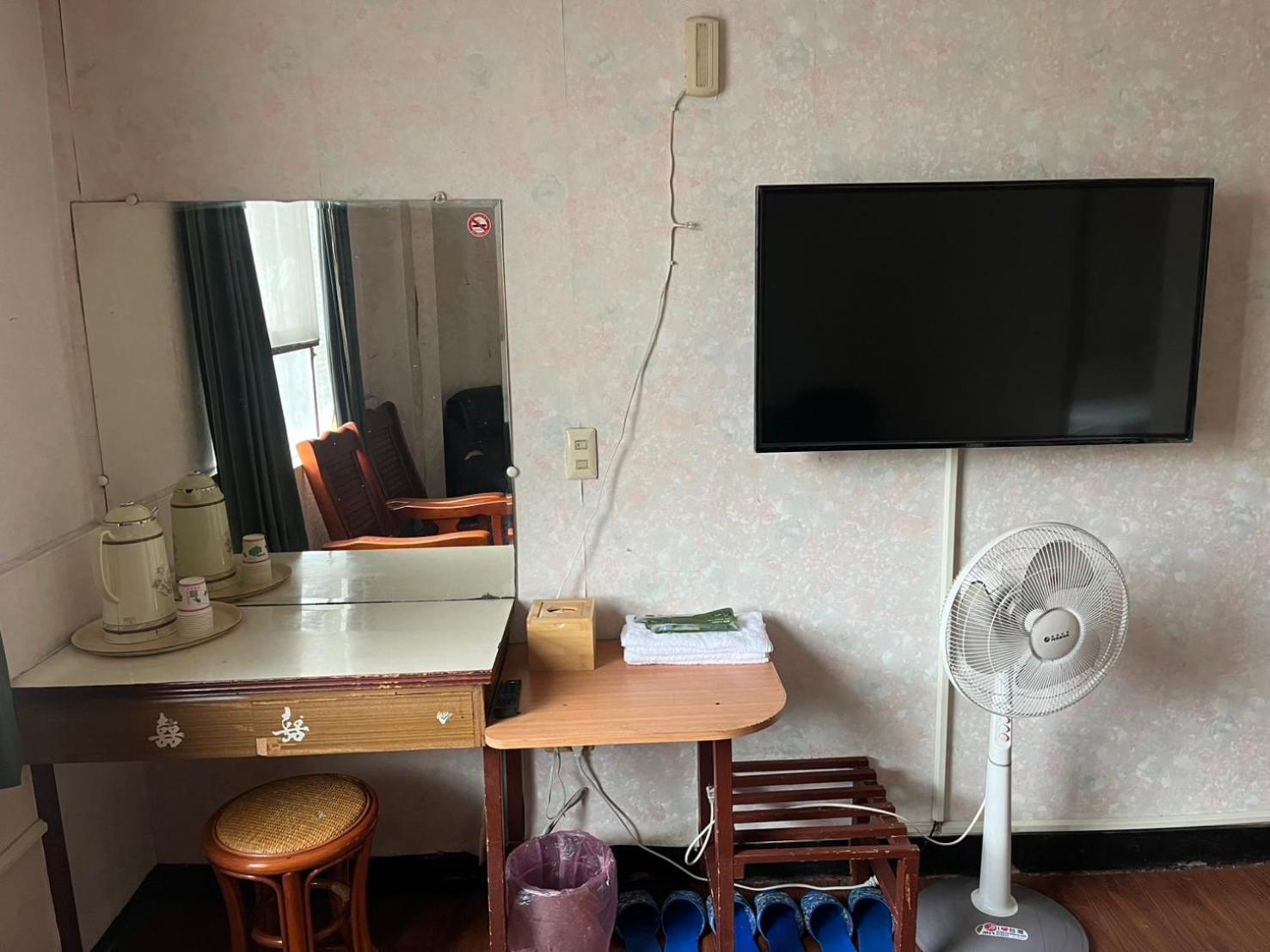 Hotel 他里霧ta Li Woo à Dounan Extérieur photo